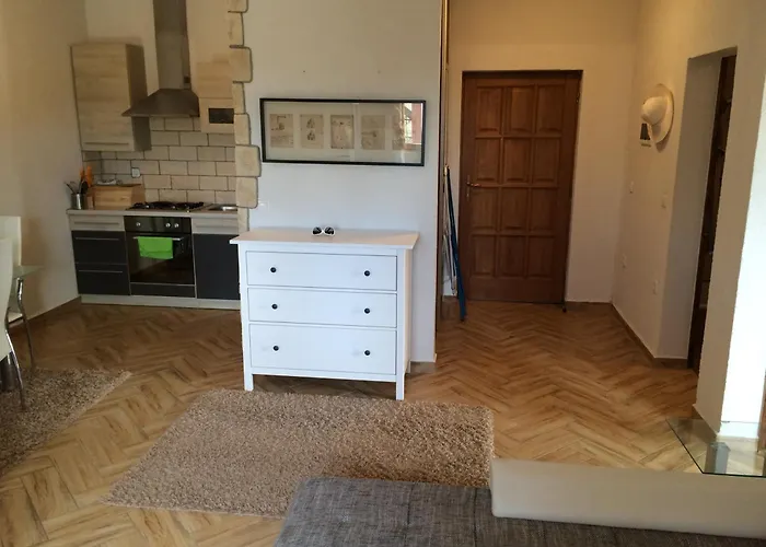 Brioni-blick Apartman *